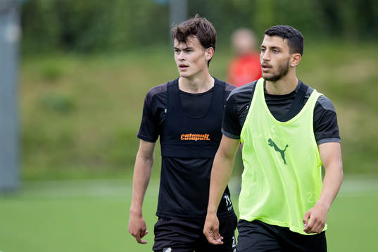 Häckens Rasmus Lindgren och Leonardo Farah Shahin