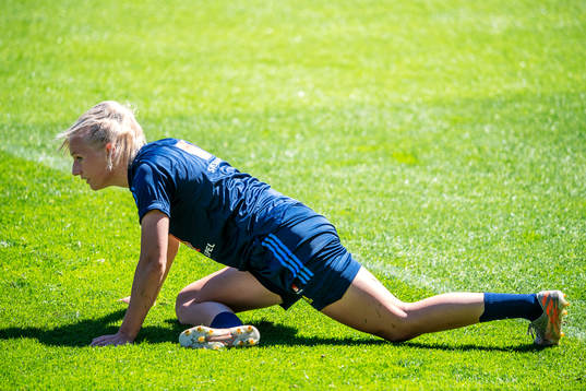 Stina Blackstenius of Sweden