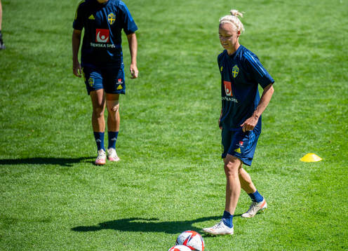 Caroline Seger of Sweden