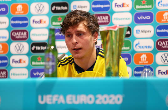 In this handout photo from UEFA Victor Nilsson Lindelöf of