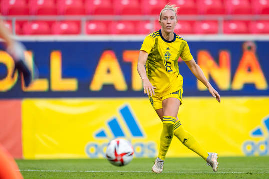 Julia Roddar of Sweden