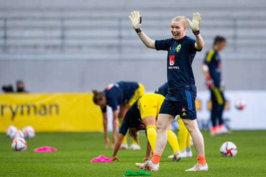 Goalkeeper Hedvig Lindahl of Sweden  prior to the