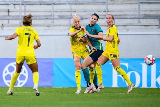 Caroline Seger of Sweden and Emily Gielnik of Australia