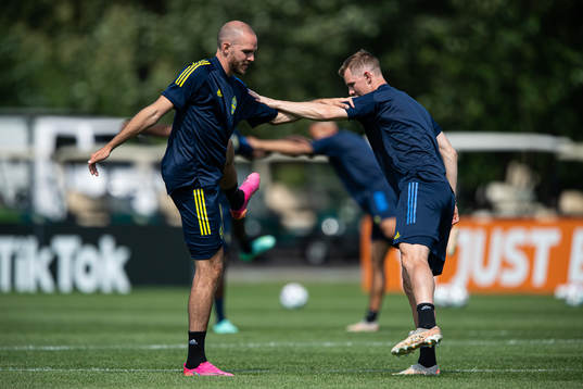 Marcus Danielson and Emil Krafth of the Swedish national