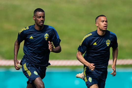 Alexander Isak and Robin Quaison of the Swedish national