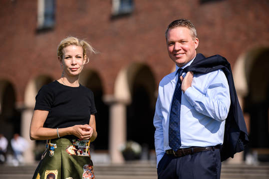 Finansborgarråd Anna König Jerlmyr och Svenska