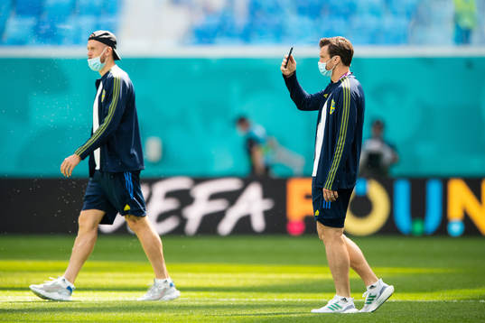 Pontus Jansson and Gustav Svensson of Sweden