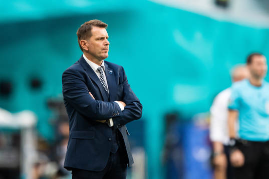 head coach Stefan Tarkovic of Slovakia