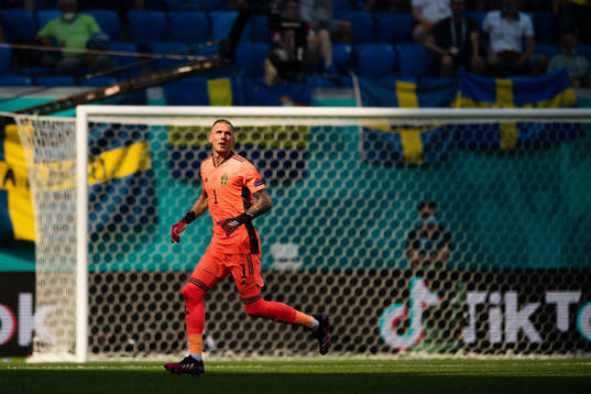 goalkeeper Robin Olsen of Sweden