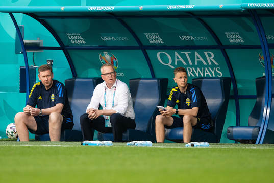 assistant coach Peter Wettergren, head coach Janne