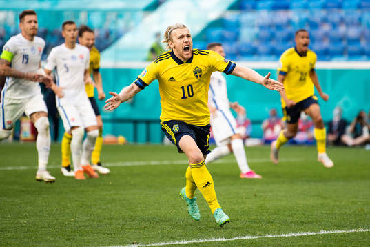Emil Forsberg of Sweden celebrates