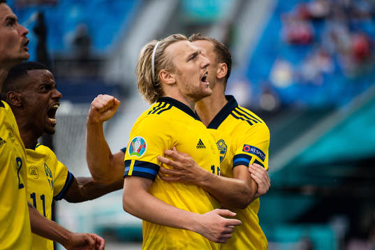 Mikael Lustig, Alexander Isak, Emil Forsberg and Viktor