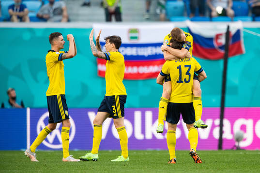 Mikael Lustig, Victor Nilsson Lindelöf, Sebastian Larsson
