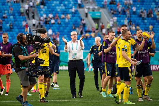 head coach Janne Andersson of Sweden celebrates