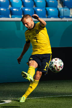 Sebastian Larsson of Sweden
