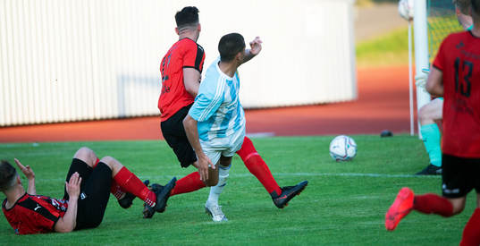 IFK Hässleholm Mustafa Owaid gör 3-1 och jublar i matchen