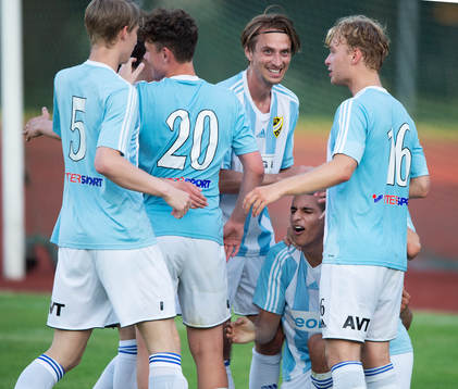 IFK Hässleholm Mustafa Owaid gör 3-1 och jublar i matchen