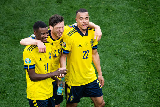 Alexander Isak, Gustav Svensson and Robin Quaison of Sweden