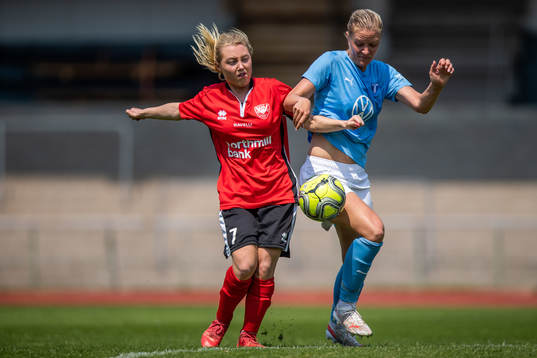 Lindeborgs Lina Robertsson Nyman och Malmö FFs Annelie