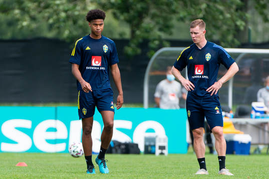 Jens Cajuste and Emil Krafth of the Swedish national