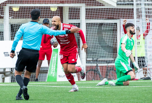 Piteås Pashang Abdulla jublar
