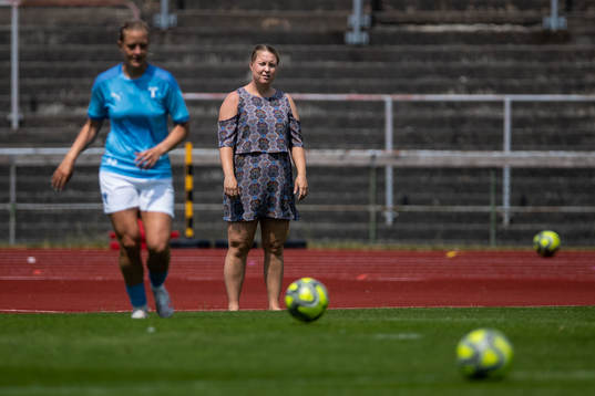 Malmö FFs Annelie Nilsson på plan och Caroline