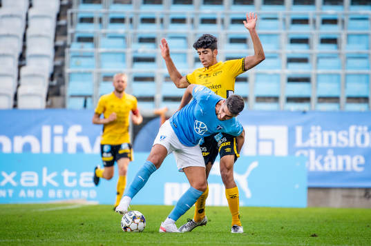 Malmö FFs Antonio Colak mot Elfsborgs Ahmed Qasem nder