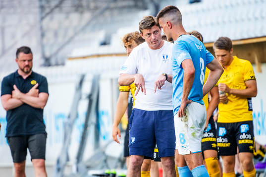 Malmö FFs huvudtränare Jon Dahl Tomasson och Pavle Vagic
