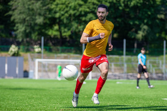Örebro Syrianskas Laurence Bell