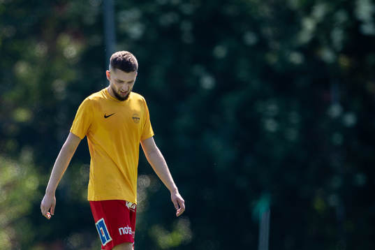 Örebro Syrianskas Adnan Catic deppar