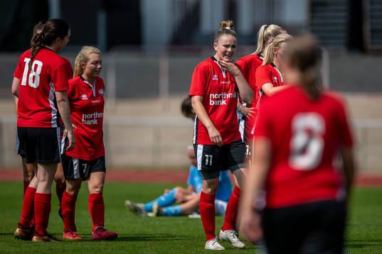 Lindeborgs Agnes Elfvingsson deppar