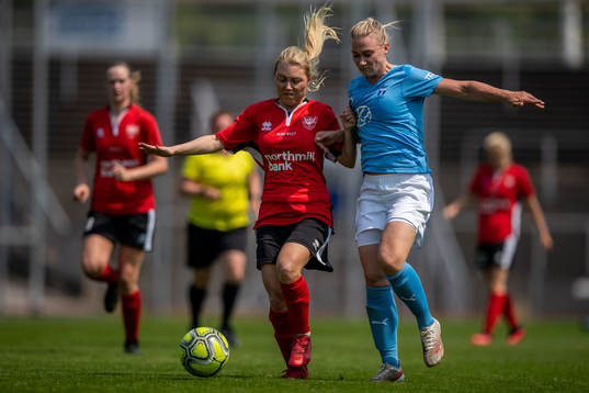 Lindeborgs Lina Robertsson Nyman och Malmö FFs Madeleine