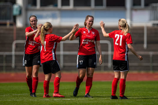 Lindeborgs Lina Robertsson Nyman, Agnes Elfvingsson,