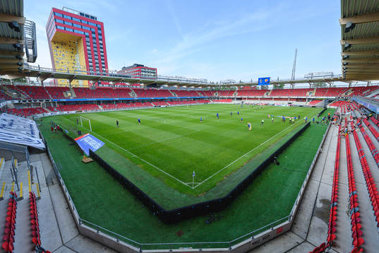 Interiör vy från Visma Arena före fotbollsmatchen i