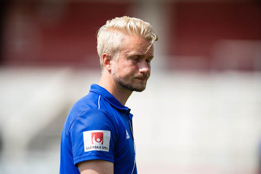 Djurgårdens tränare Pierre Fondin deppar
