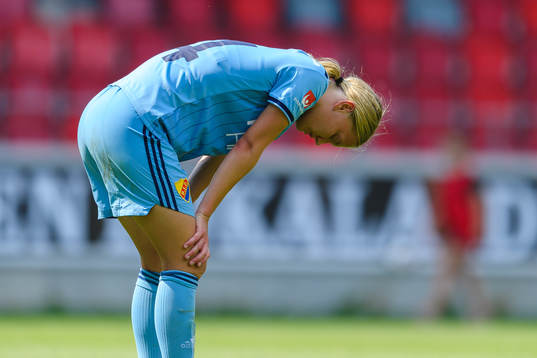 Djurgårdens Sara Olai  deppar