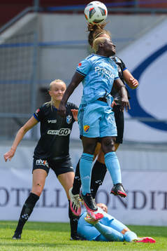 Djurgårdens Elizabeth Addo