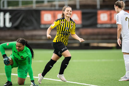 Häckens Johanna Rytting Kaneryd jublar