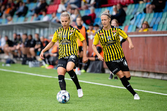 Häckens Lotta Ökvist och Emma Kullberg