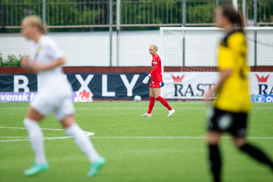 Häckens målvakt Jennifer Falk
