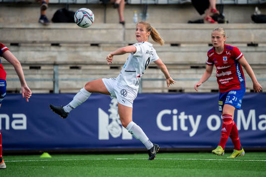 Rosengårds Anna Anvegård och Vittsjös Paulina Nyström