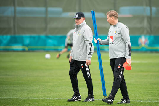 head coach Janne Andersson and assistant coach Peter