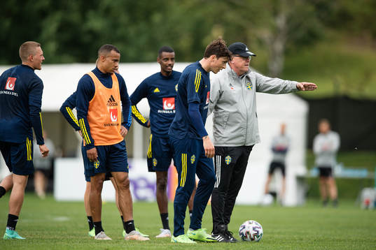 Robin Quaison, Marcus Berg, Victor Nilsson Lindelöf and