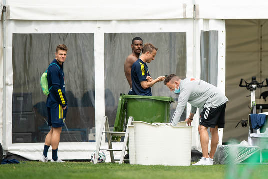 Mattias Svanberg, Alexander Isak and Pierre Bengtsson of