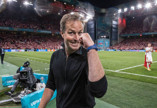 Kasper Hjulmand, coach Danmark, celebrates