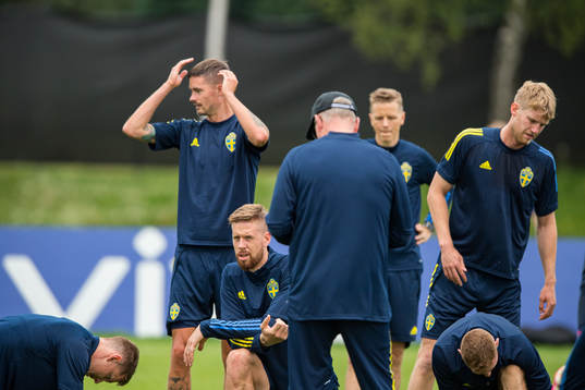 Emil Krafth, Mikael Lustig, Pontus Jansson and Filip