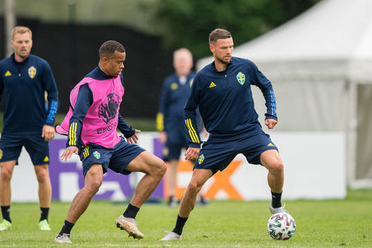 Robin Quaison and Marcus Berg of the Swedish national