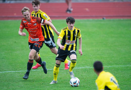 IFK Hässleholms Armin Culum  i matchen i div. 2 mellan