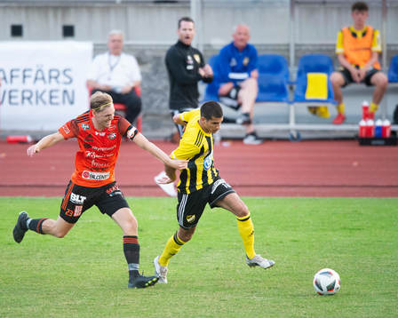 IFK Hässleholms Mustafa Owaid  i matchen i div. 2 mellan