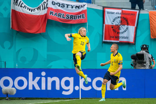 Emil Forsberg of Sweden celebrates